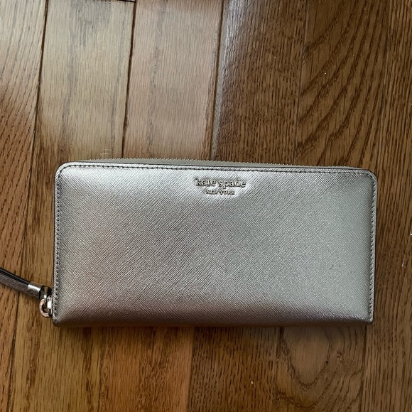kate spade Handbags - Kate Spade Large Wallet